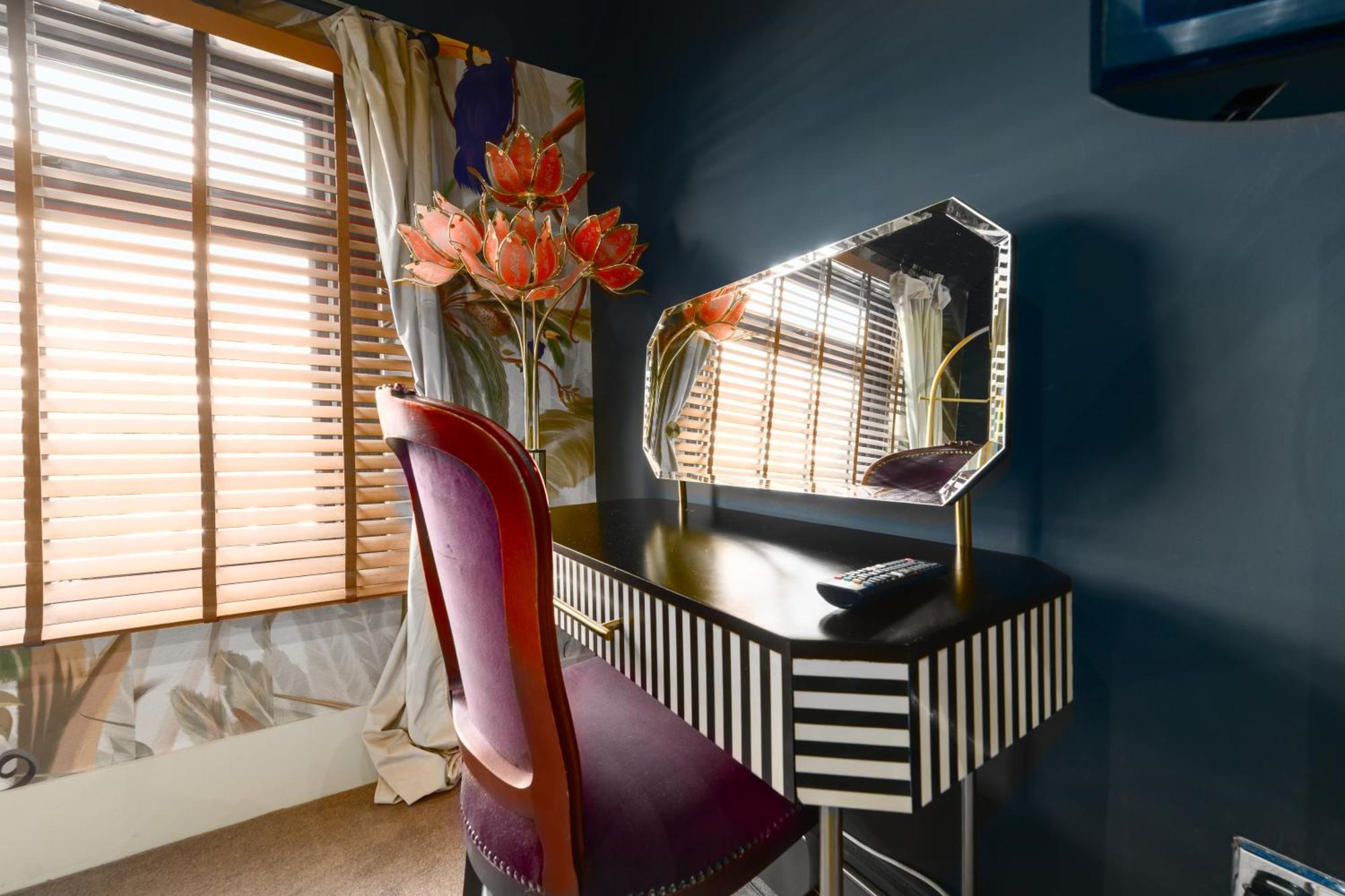 City Retreat, Spacious 4 Bed House, Games Room, Parking, Hot Tub & Bbq カーディフ エクステリア 写真