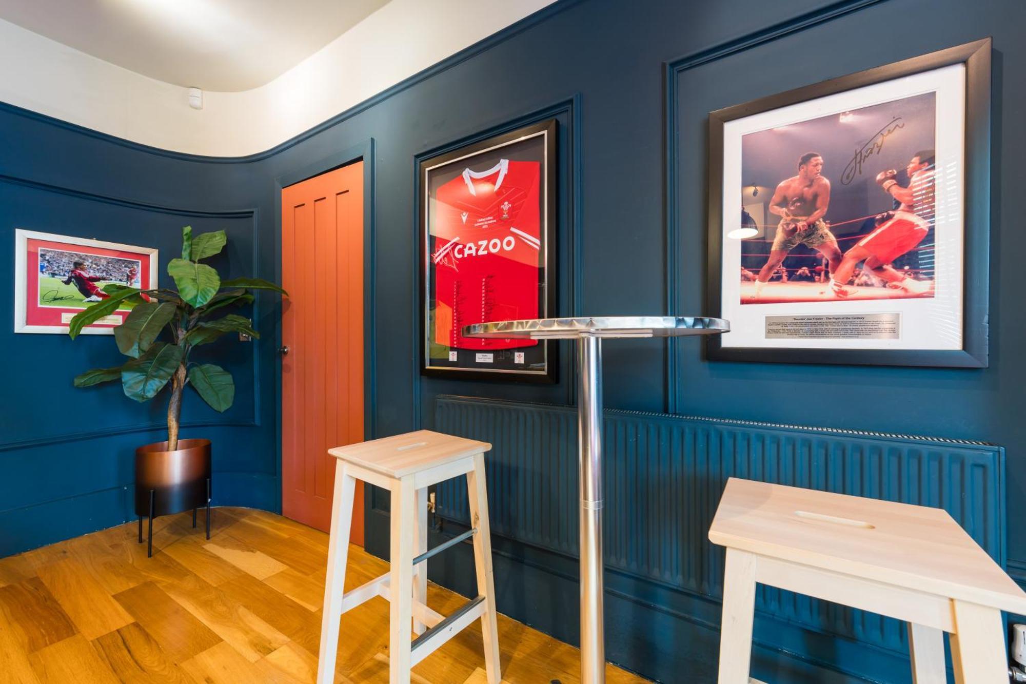 City Retreat, Spacious 4 Bed House, Games Room, Parking, Hot Tub & Bbq カーディフ エクステリア 写真